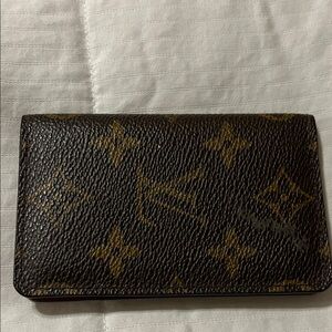 Louis Vuitton Brown and Gold Monogram Card Holder can be for unisex.